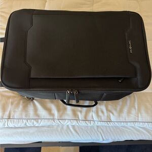 Samsonite- Cabin approved Backpack Never used.